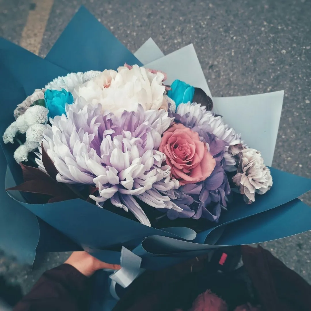 Same day flower delivery in Riverside California