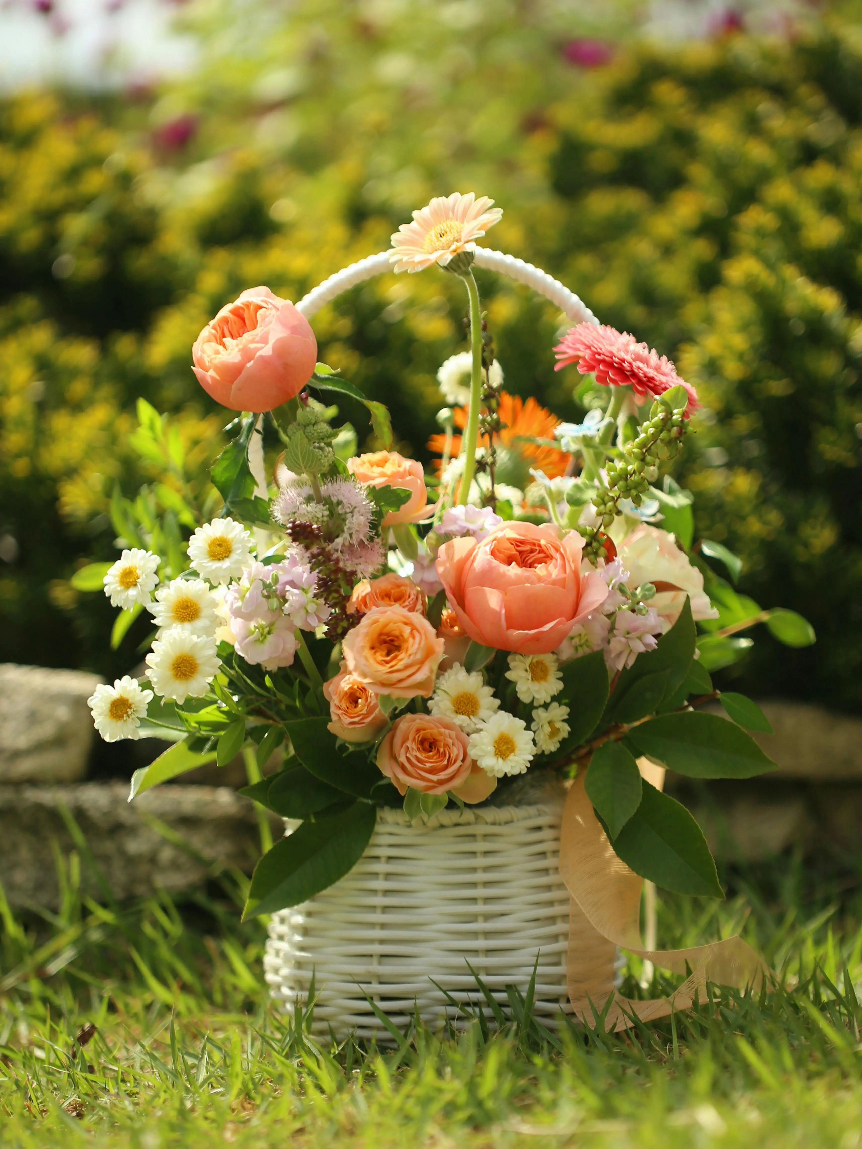 Custom event floral centerpiece by Riverside Florists